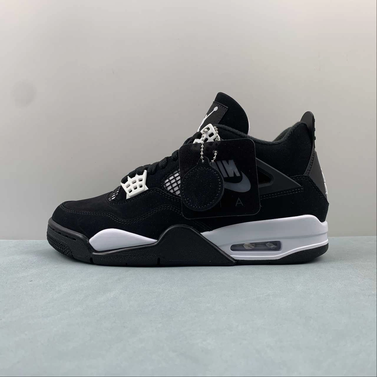 Air Jordan 4 Retro White Thunder Black FQ8138-001 Moisture Wicking Lining
