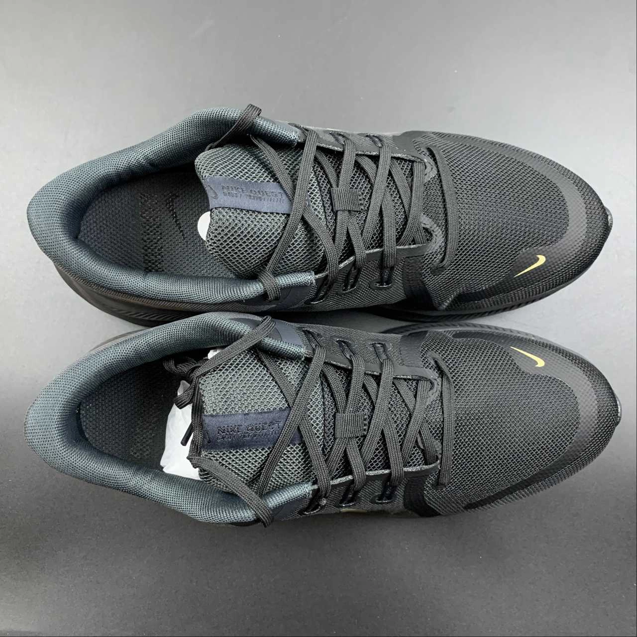 Nike Quest 4 Black Metallic Gold DA1105-010 Sole Flex