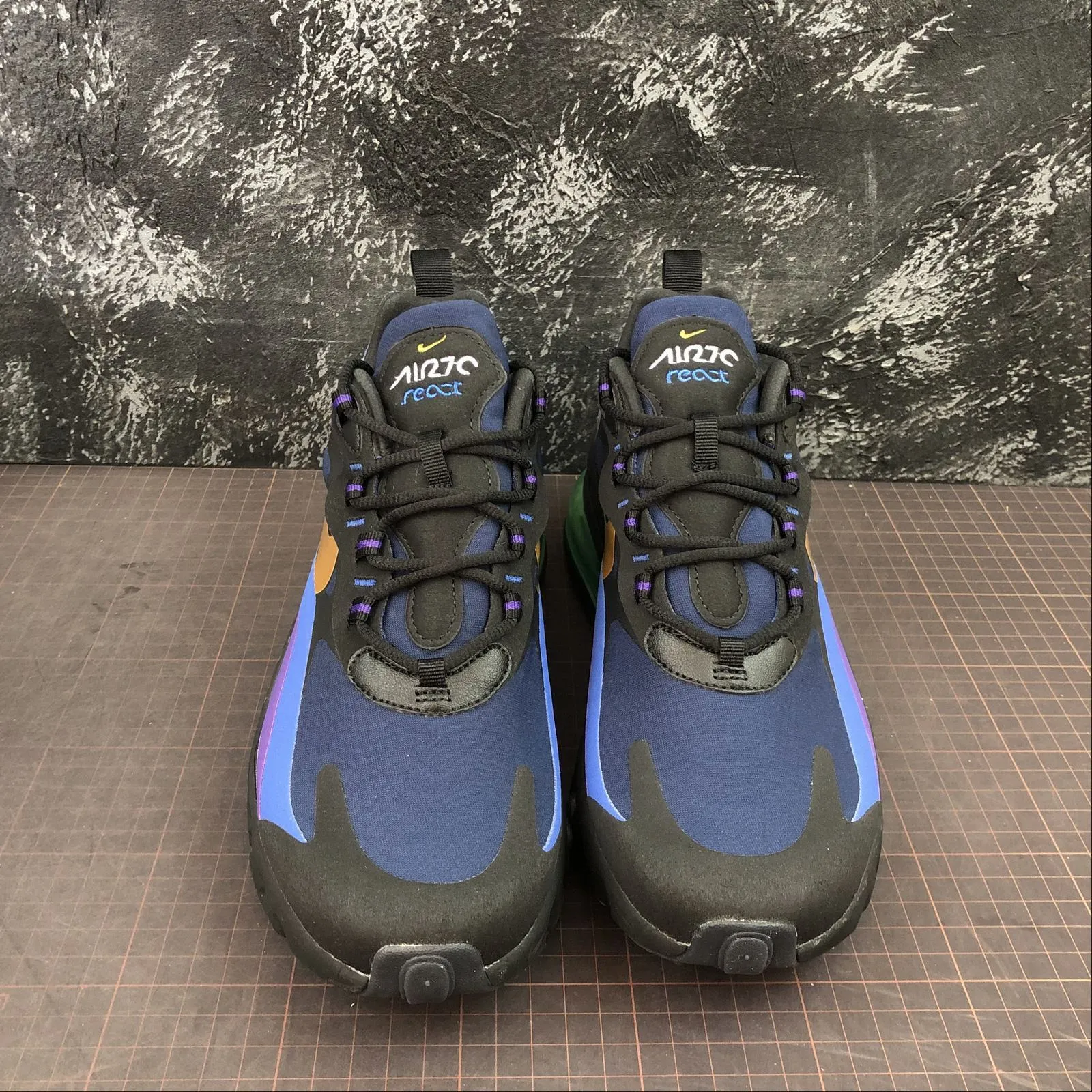 Air Max 270 React Black University Gold AO4971-005 professionals