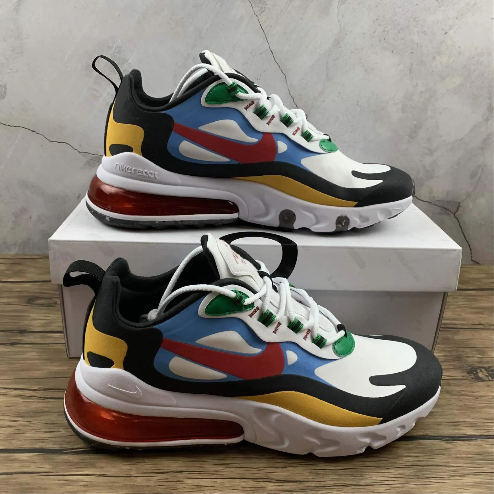 amateur runners' shoes Air Max 270 React White University Red White DA2610-161
