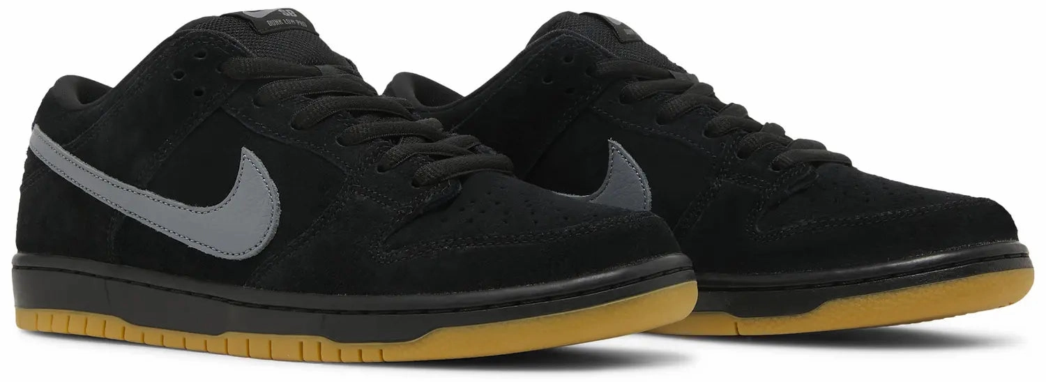 Nike Dunk Low SB Fog Reinforced Eyelets