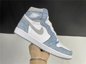 Air Jordan 1 Retro High OG Hyper Royal (2021) 555088-402 Urban Comfort
