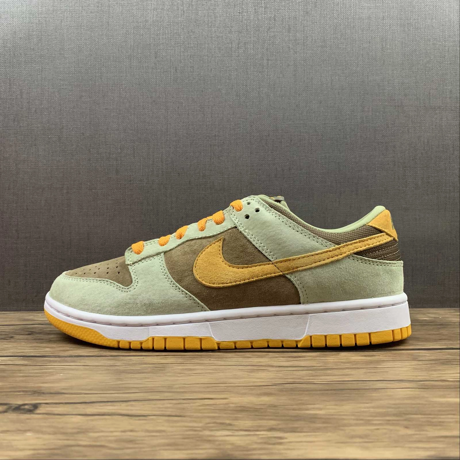 Maximum Support Cloud Comfort SB Dunk Low Dusty Olive Pro Gold DH5360-300