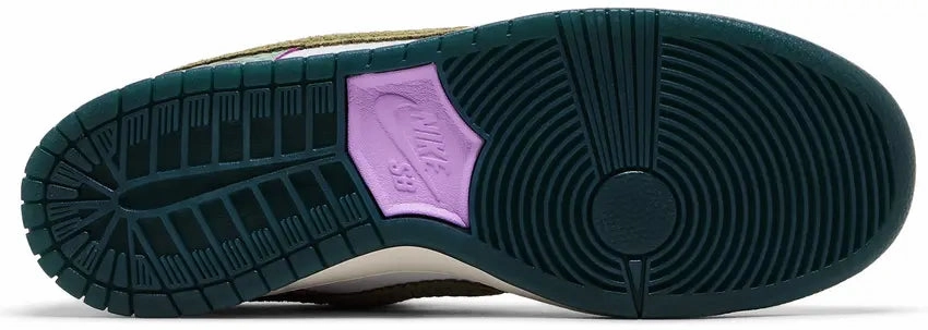 Nike Dunk Low SB x  Alexis Sablone Chameleon Padded Feel