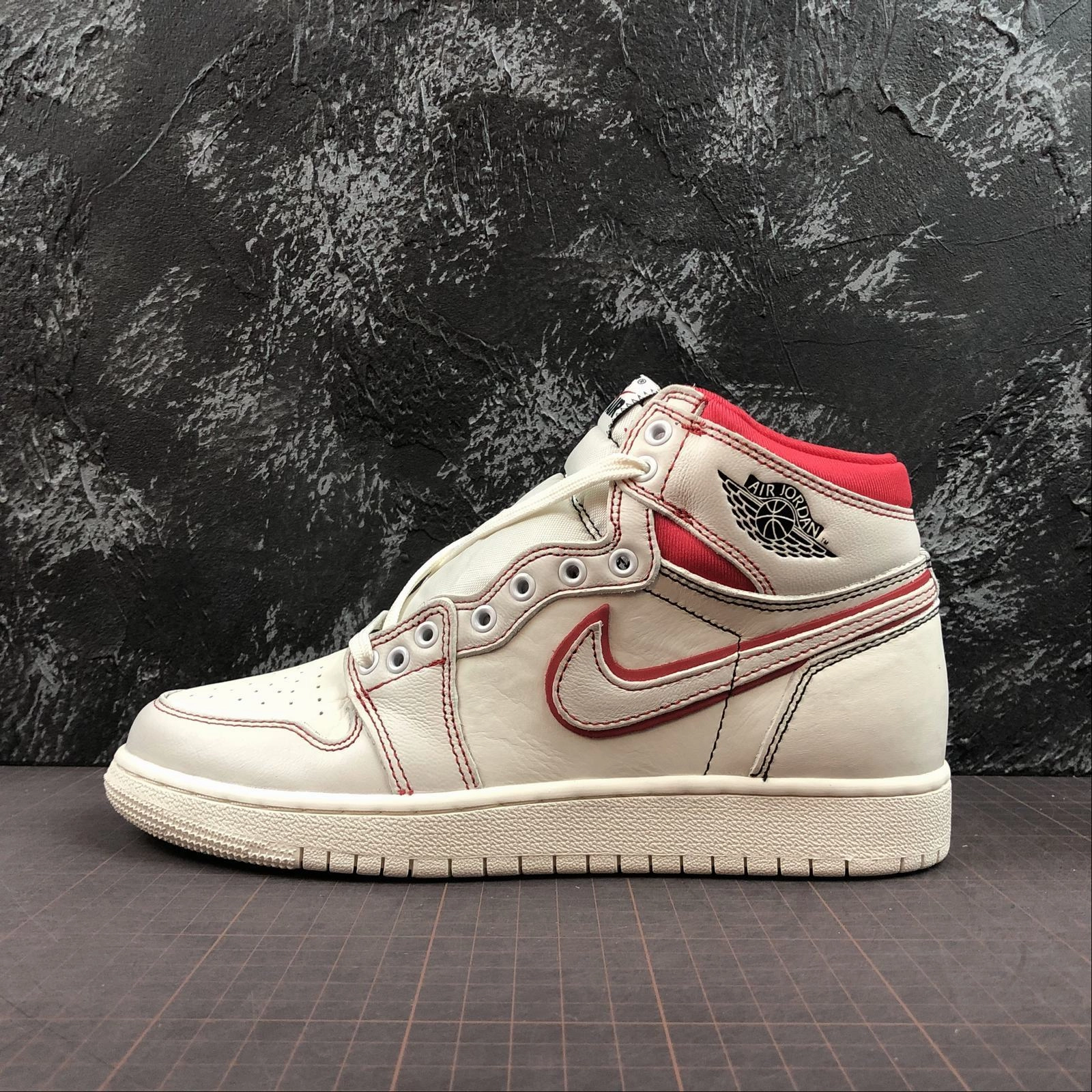 Reliable stability Air Jordan 1 Retro High OG Phantom 555088-160