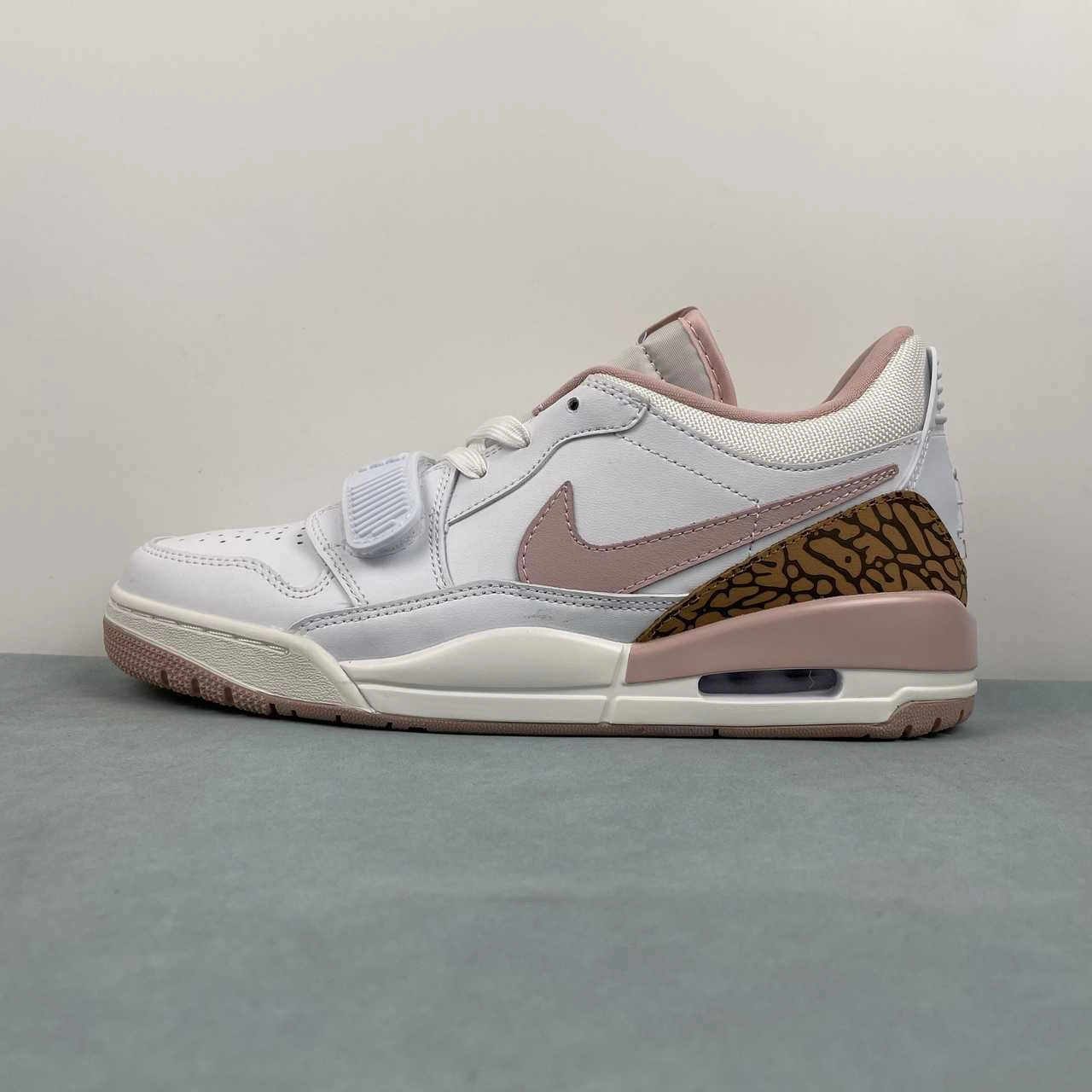 Air Jordan Legacy 312 Low White Pink Oxford FQ7827-116 Performance Efficiency Durable Rubber Base