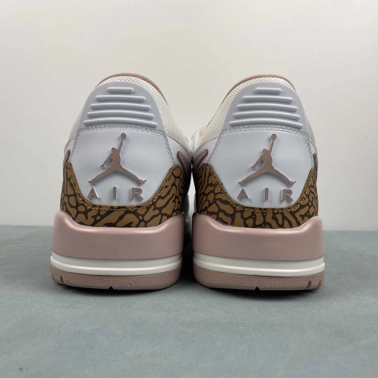 Air Jordan Legacy 312 Low White Pink Oxford FQ7827-116 Air Cushioning Strategic Flex Zones