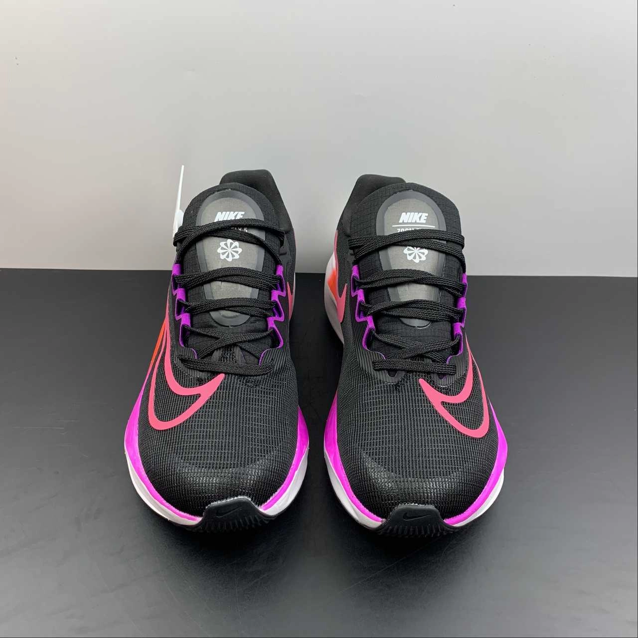 Forefoot flare improves ground control during sprints Training Routine Zoom Fly 5 Black White-Pink DM8968-700