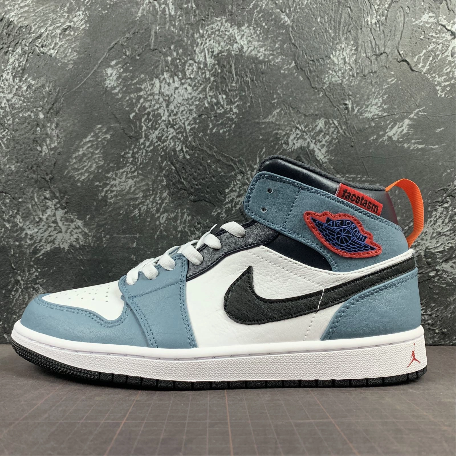 CushionedInsole Air Jordan 1 Mid Fearless Black Gym Red White CU2802-100