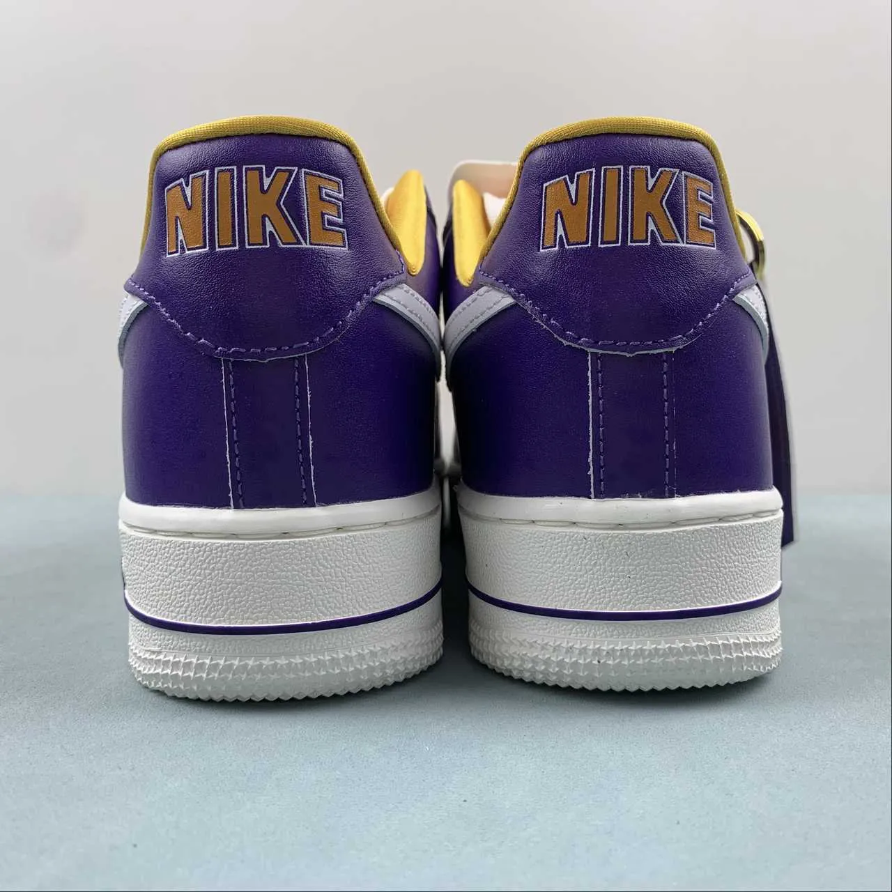 Air Force 1 07 Low Be True To Her School LSU Court Purple White University Gold Sail FJ1408-500 Path Stroll