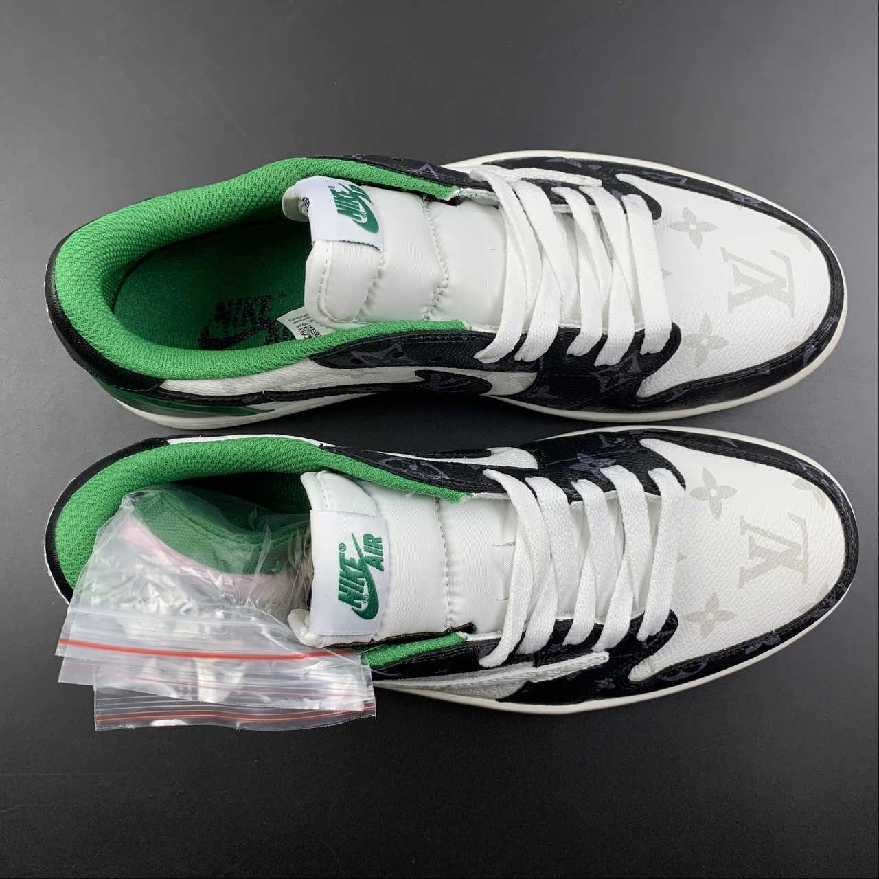 Air Jordan 1 Retro Low OG SP ??Travis Scott and Louis Vuitton?? Black Green LV DM7866-553 Padded chic