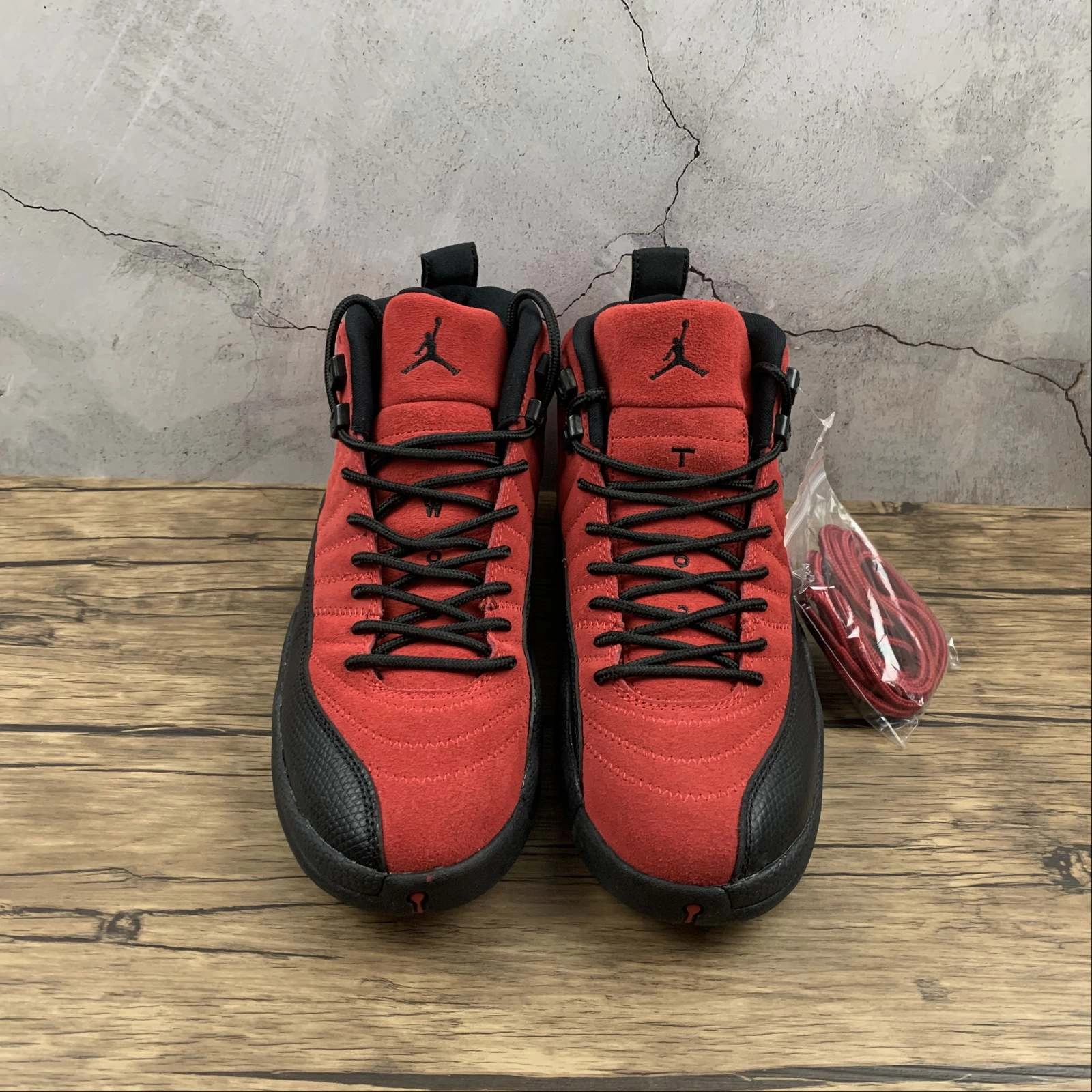 Foam Pod Configuration Air Jordan 12 Retro Reverse Flu Game Varsity Red Black CT8013-602