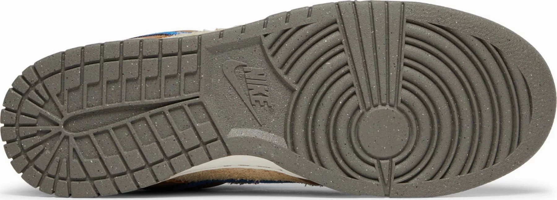 Nike Dunk Low Size? Exclusive Dark Driftwood Easy Movement Tapered Heel Cup