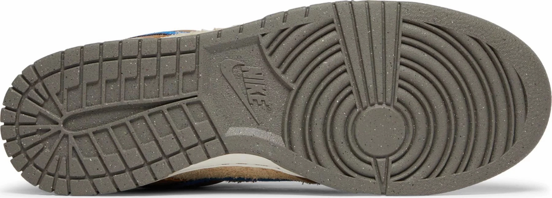 Nike Dunk Low Size? Exclusive Dark Driftwood Multi Layer Cushioning Statement Piece