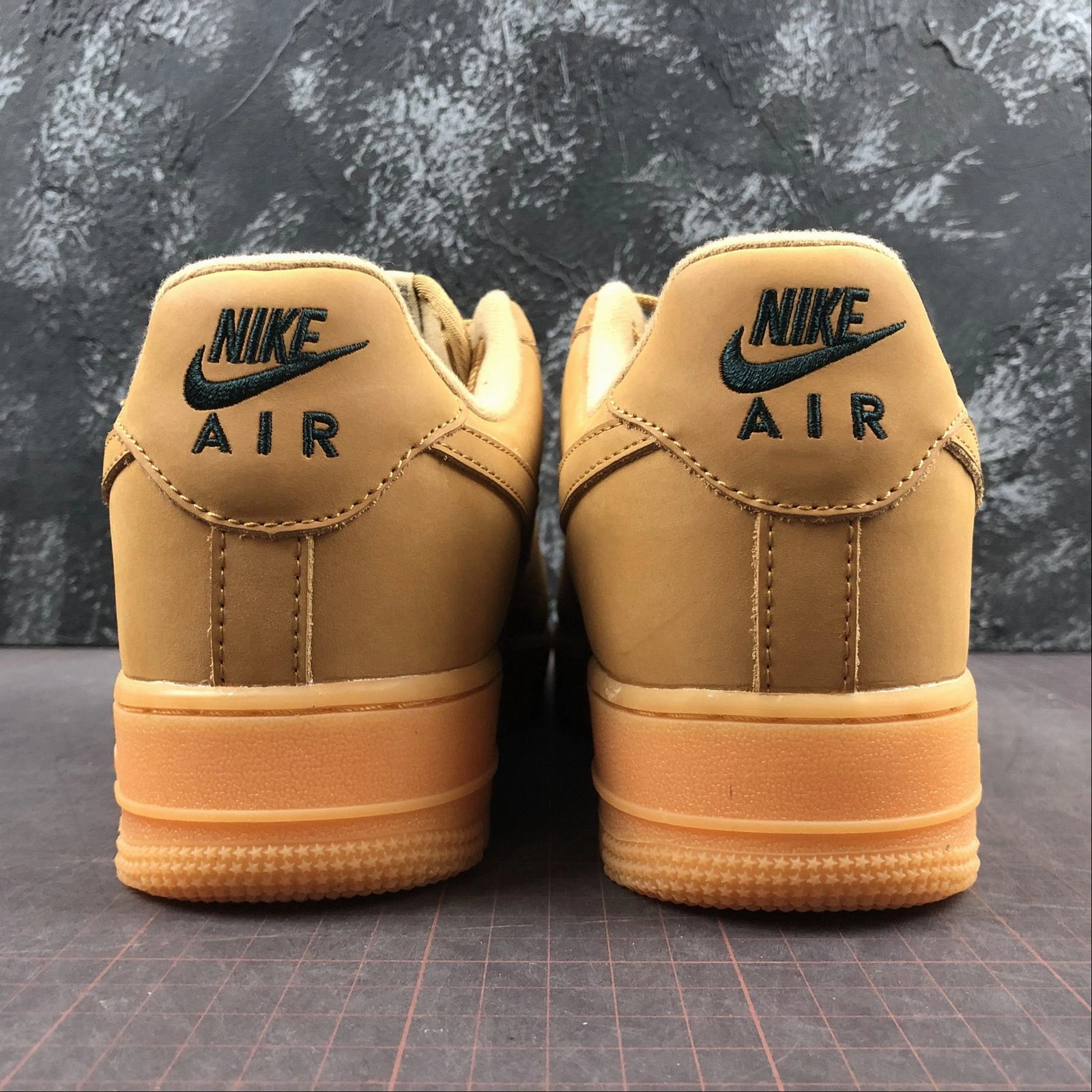 Air Force 1 Low Flax Gum Light Brown AA4061-200 High-Quality Shoes Fresh Looks