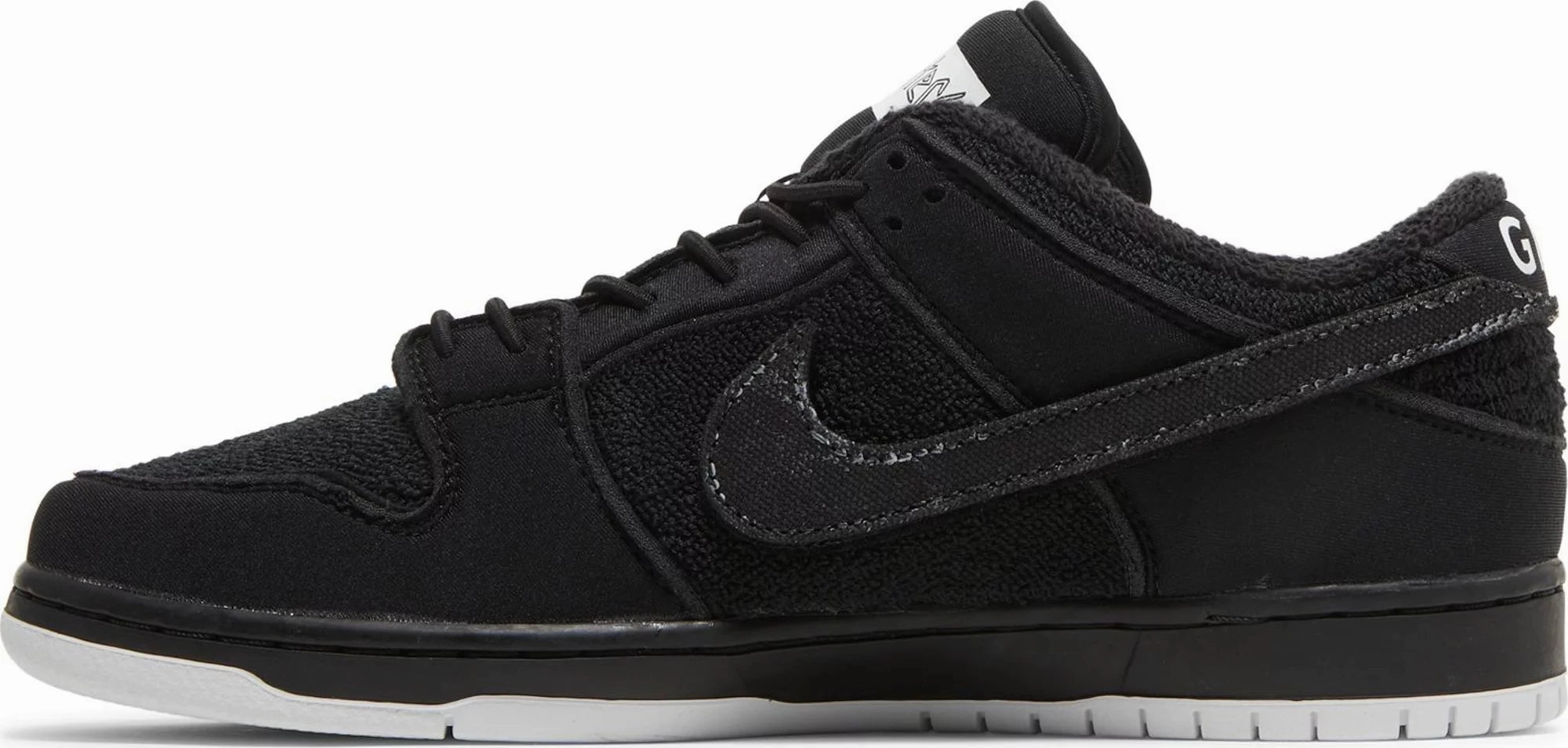 Upgraded look Nike Dunk Low SB Gnarhunter