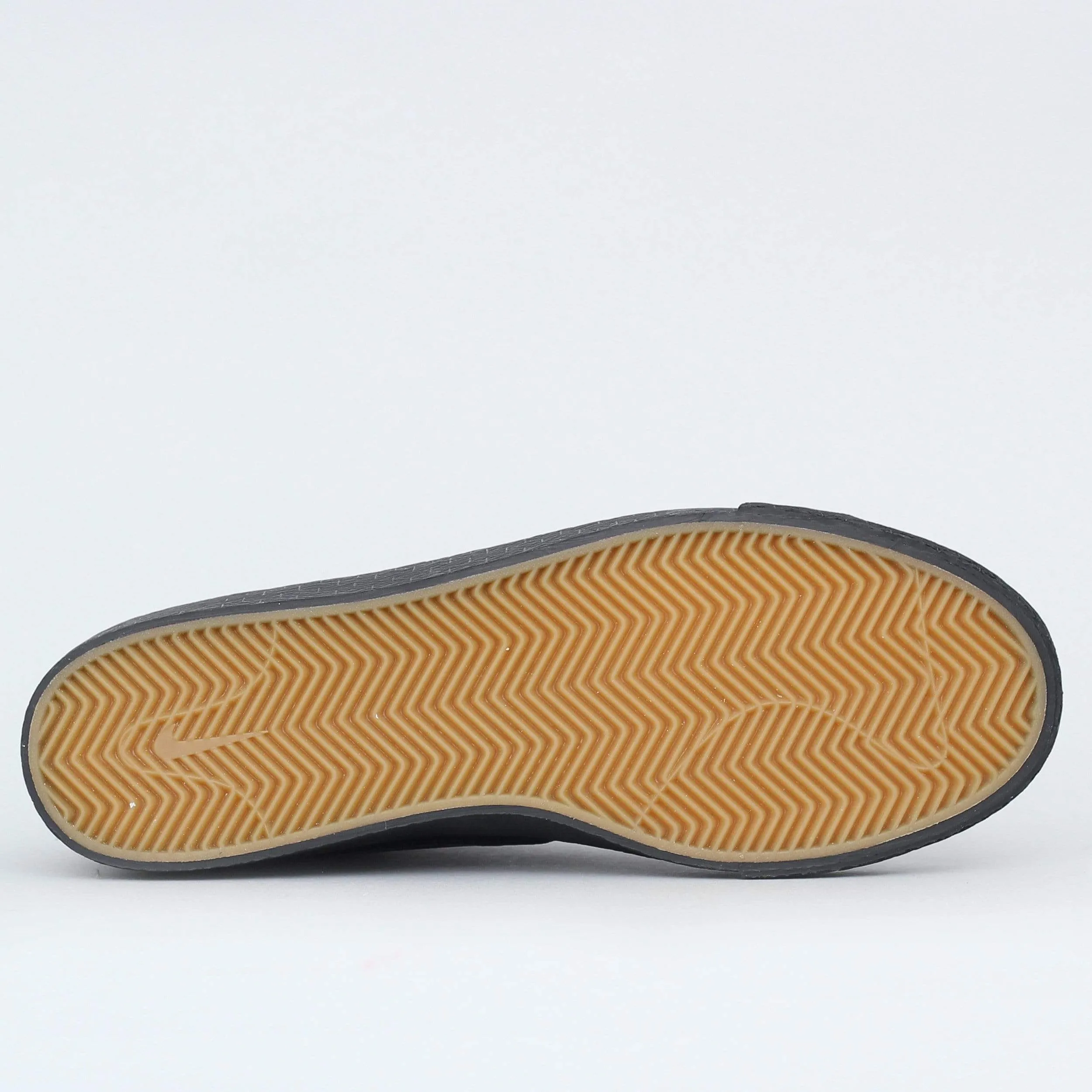 Nike SB Blazer Chukka Shoes Black / Black