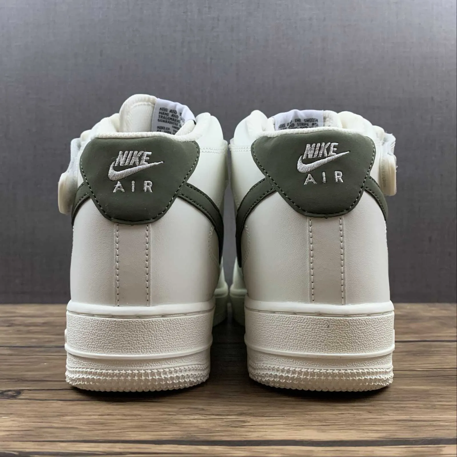 comfort features All Use Air Force 1 07 Mid White Green LZ6819-608