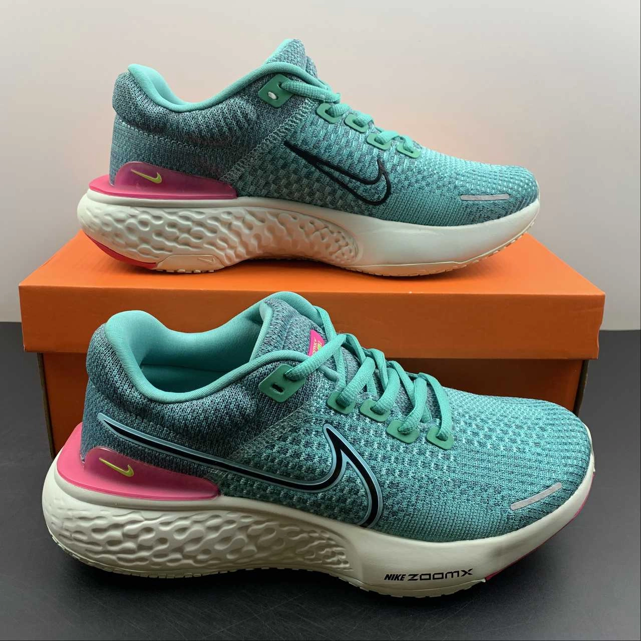 All surface Sportswear Gear ZOOMX Invincible Run FK 2 Light Green DC9993-300