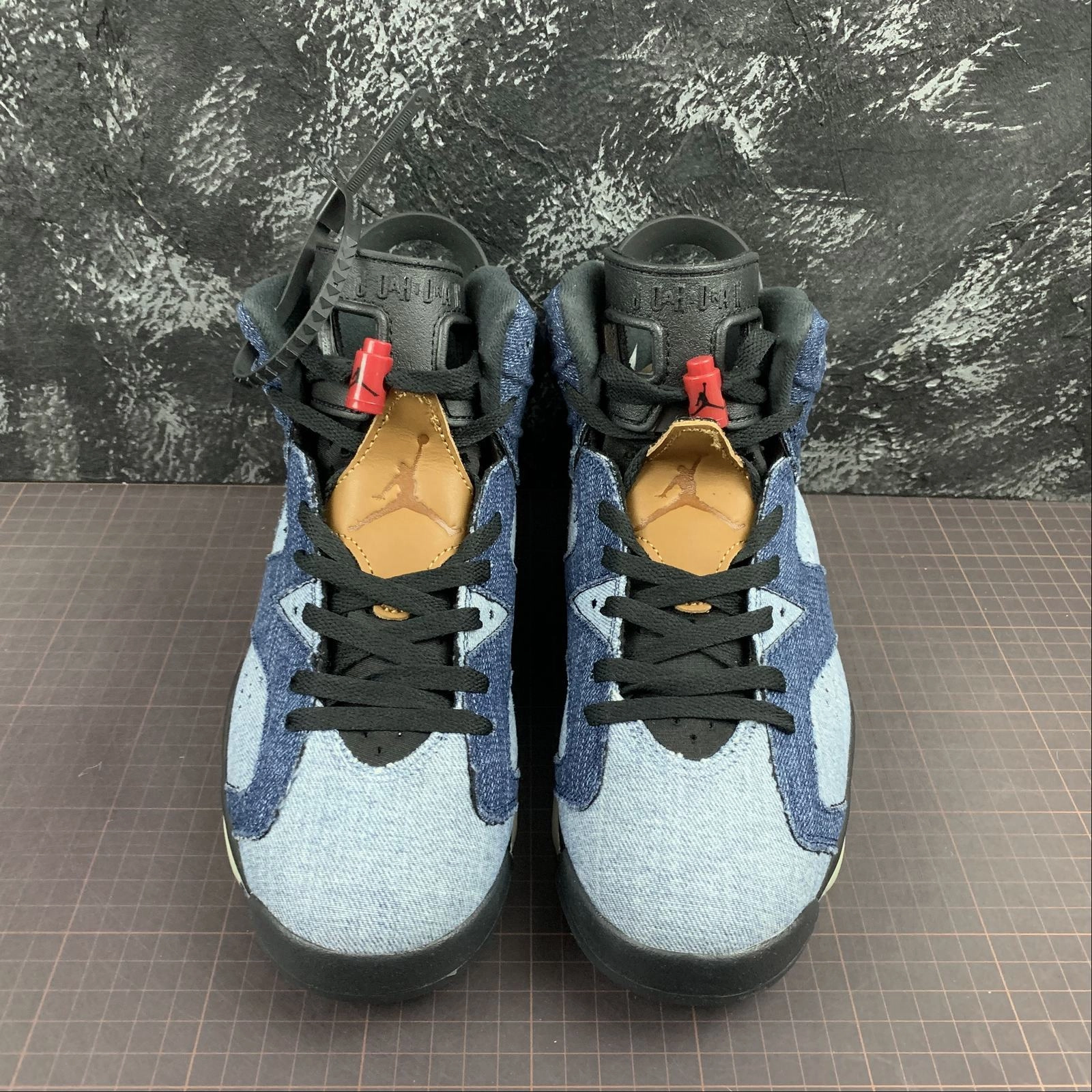 Seamless Structure Air Jordan 6 Retro Washed Denim Black-Sail CT5350-401