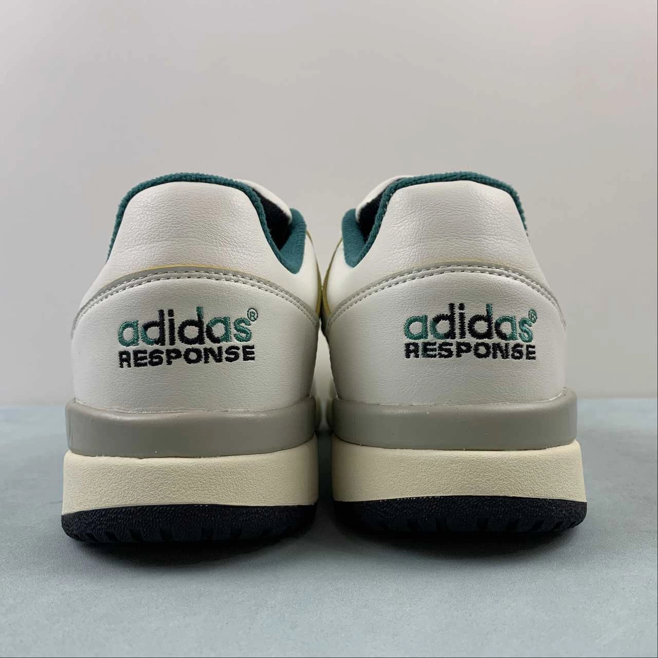 Quick Dry Technology Adidas Torsion Response Low Cloud White EQT Green Cream White ID6877