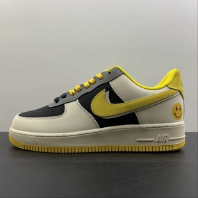 Transit Wear Celebrate Walk Air Force 1 Low Yellow White Black AF1234-004