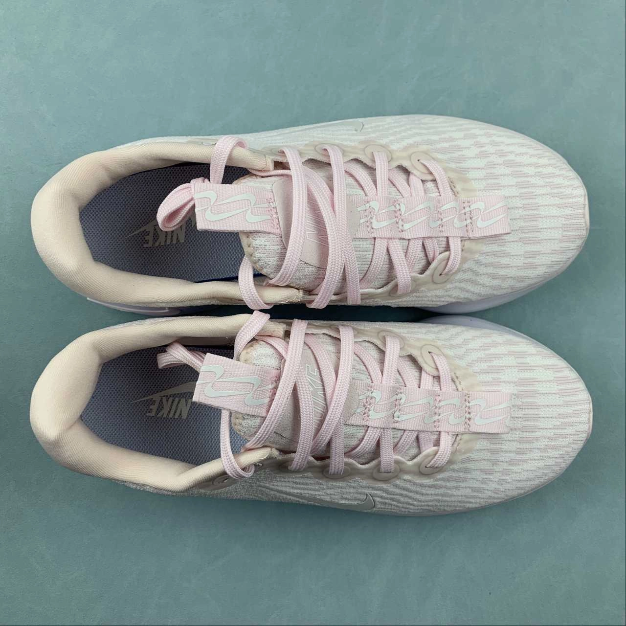 breathable - membrane road use Nike Motiva Pearl Pink White DV1238-601