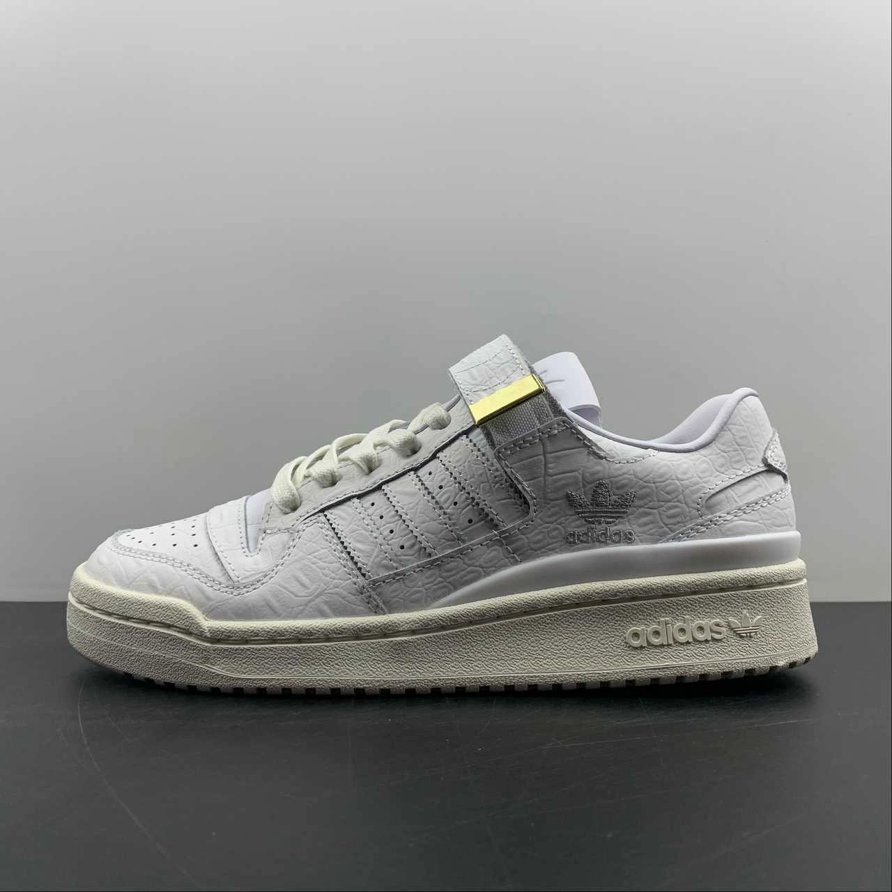 Ergonomic Last Shape Bonded Seamless Adidas Forum 84 Low Crystal White HP5551