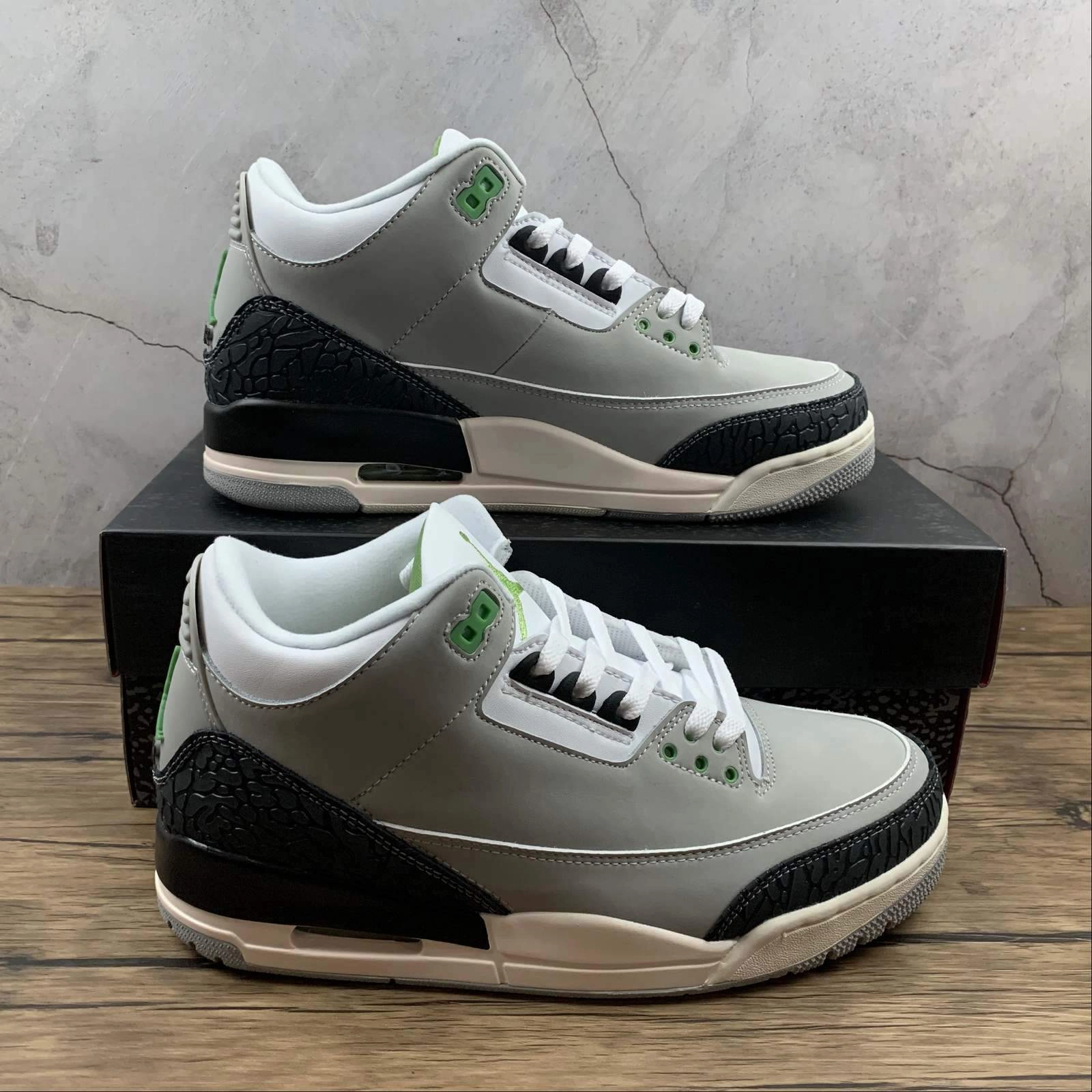 Air Jordan 3 Retro Lt Smoke Grey Chlorophyll 136064-006 Uni Life Feet Wellness