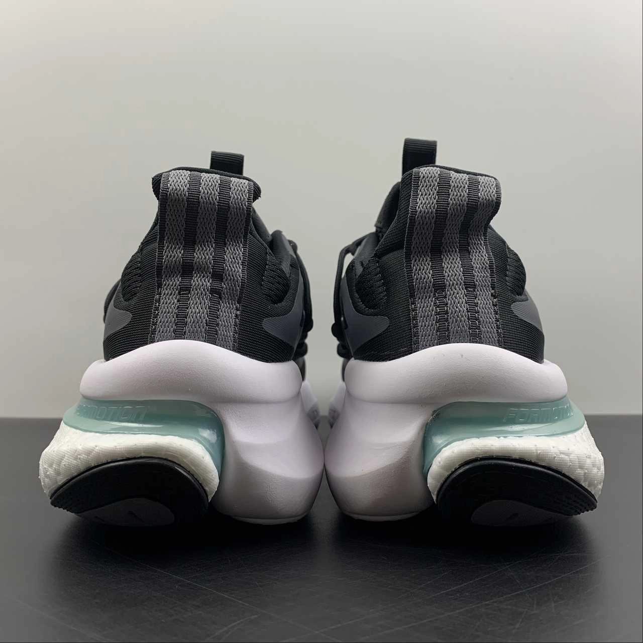 commuting shoes Adidas AlphaBoost V1 Grey Three Core Black Magic Grey HP2758