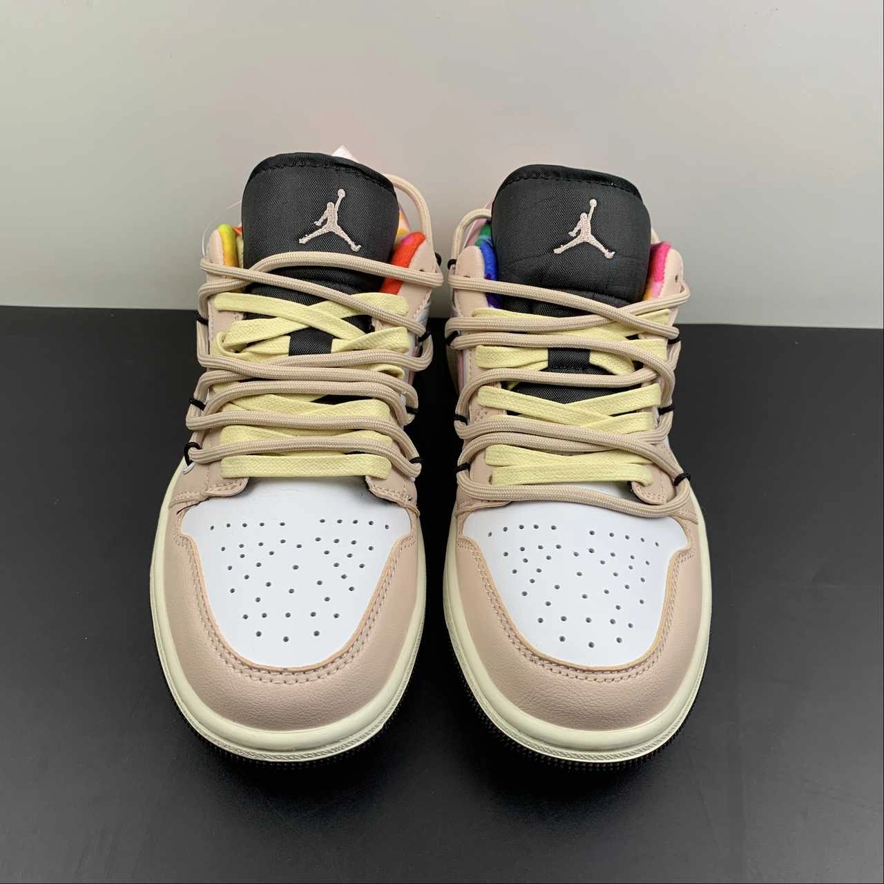 Statement flair Air Jordan 1 Low SE ??Pink Rose?? Black White Onix-White Sail DQ8421-001
