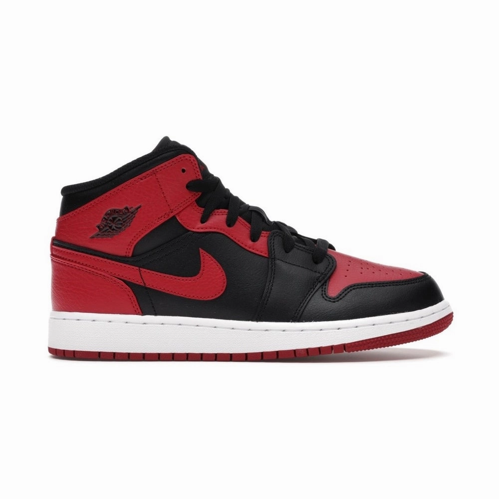 Outfit Match Luxe cushioning JORDAN 1 MID 'BANNED'
