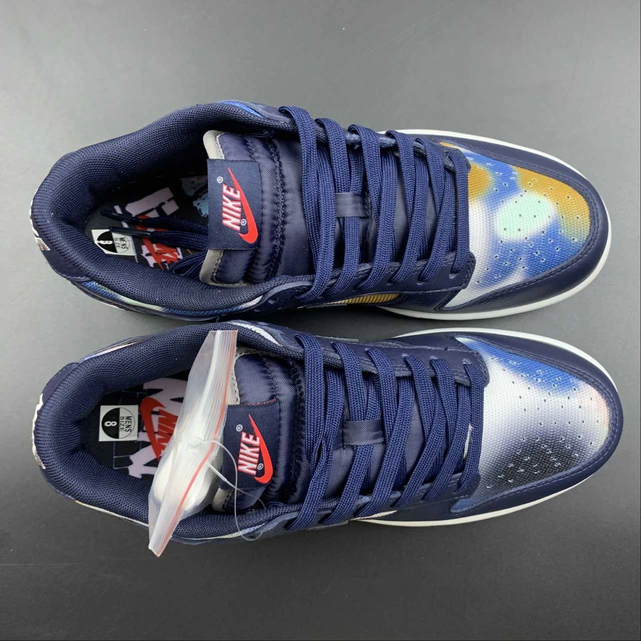 SB Dunk Low Graffiti Navy White DM0108-400 Bold Style Dynamic Response Technology