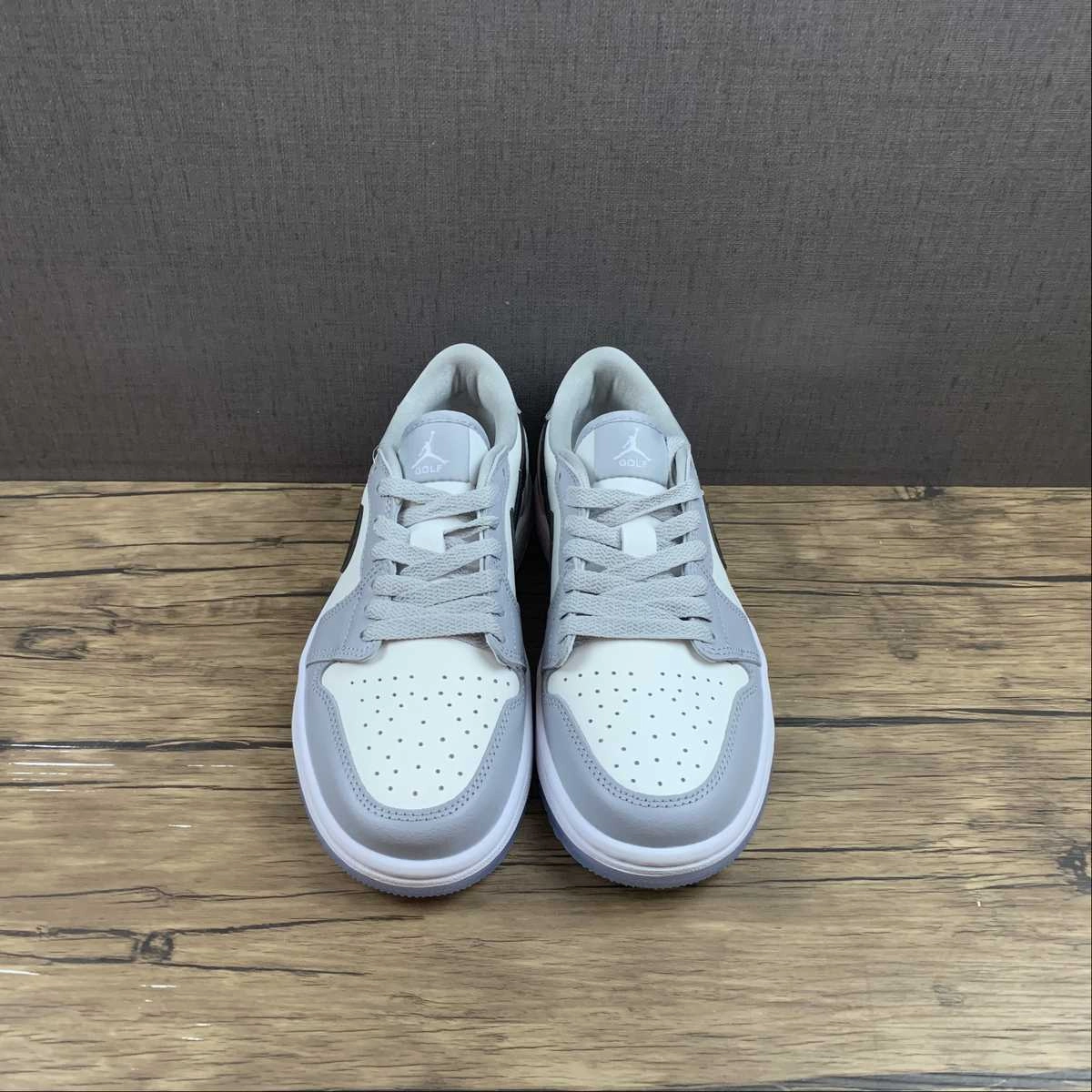 Low Top Profile Cushioned Pace Air Jordan 1 Low OG Light Smoke Grey Black White DD9315-002