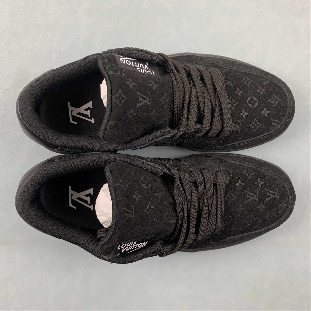 Multi Surface Traction cool tones Off-White x Travis Scott x LV x Air Jordan 1 Low Black MS0232