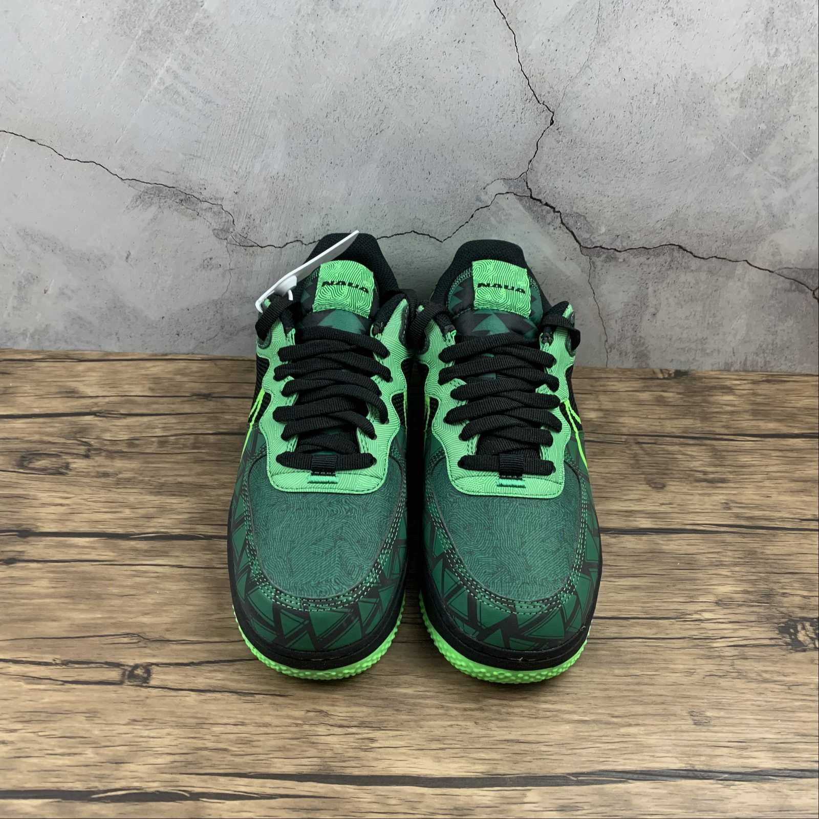 Workday Style ComfortPadding Air Force 1 REACT QS Black Green Strike-Pine Green CW3918-001