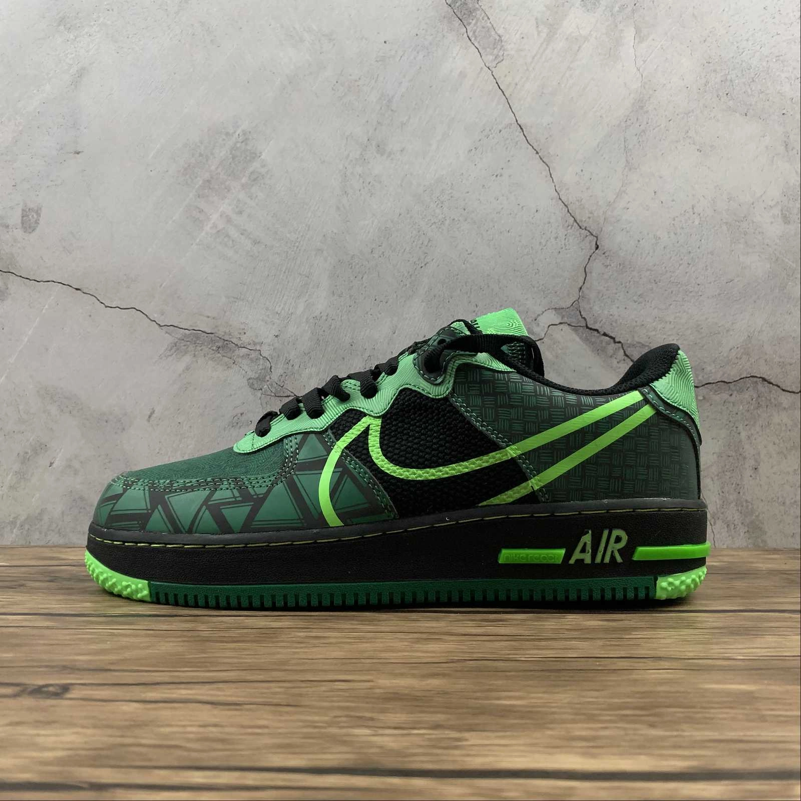 Walk Light Modern Air Force 1 REACT QS Black Green Strike-Pine Green CW3918-001