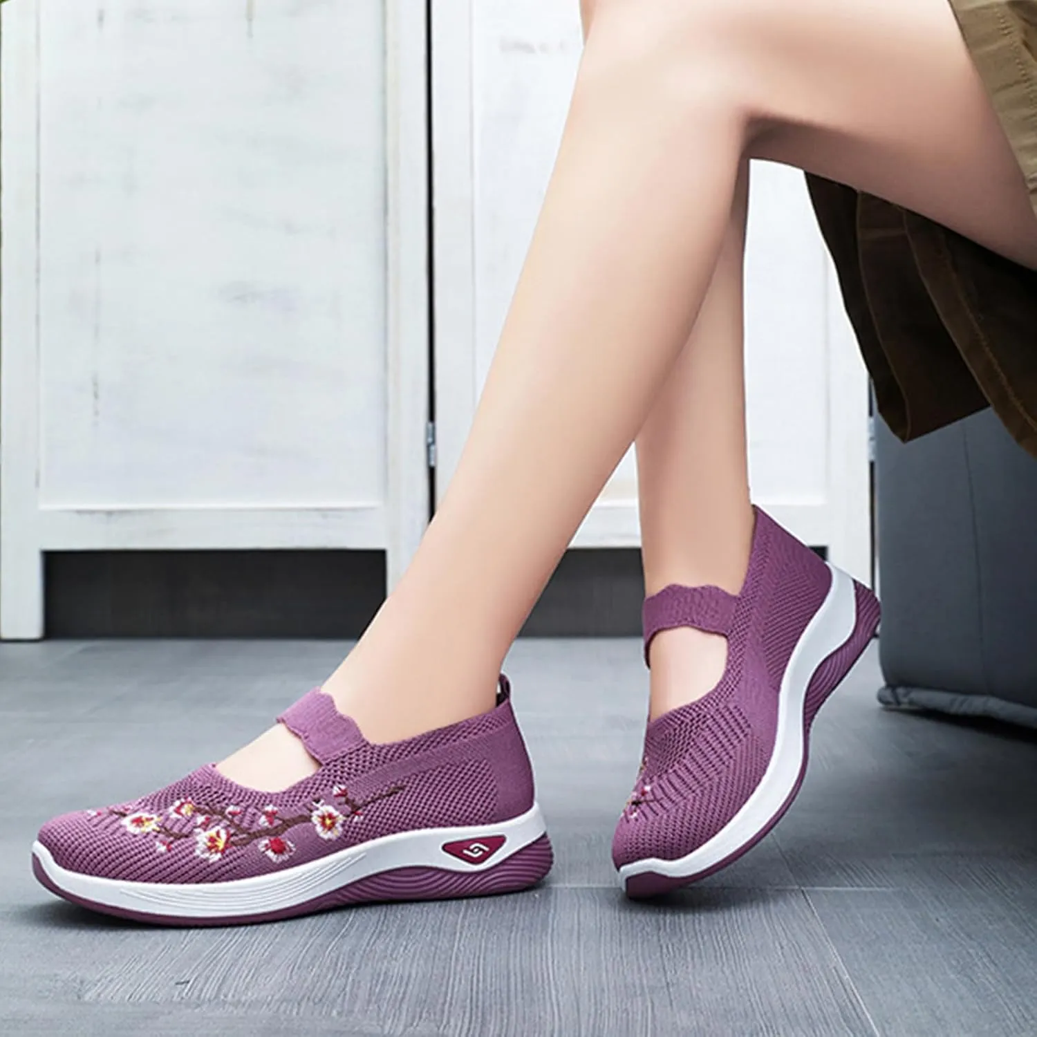 Orthopedic Shoes for Women Fashion Floral Embroidery Walking Shoes Arch Support Mesh Breathable Arch Support Slip-On Light Air Cushion Orthopedic Sneakers Diabetic Shoe