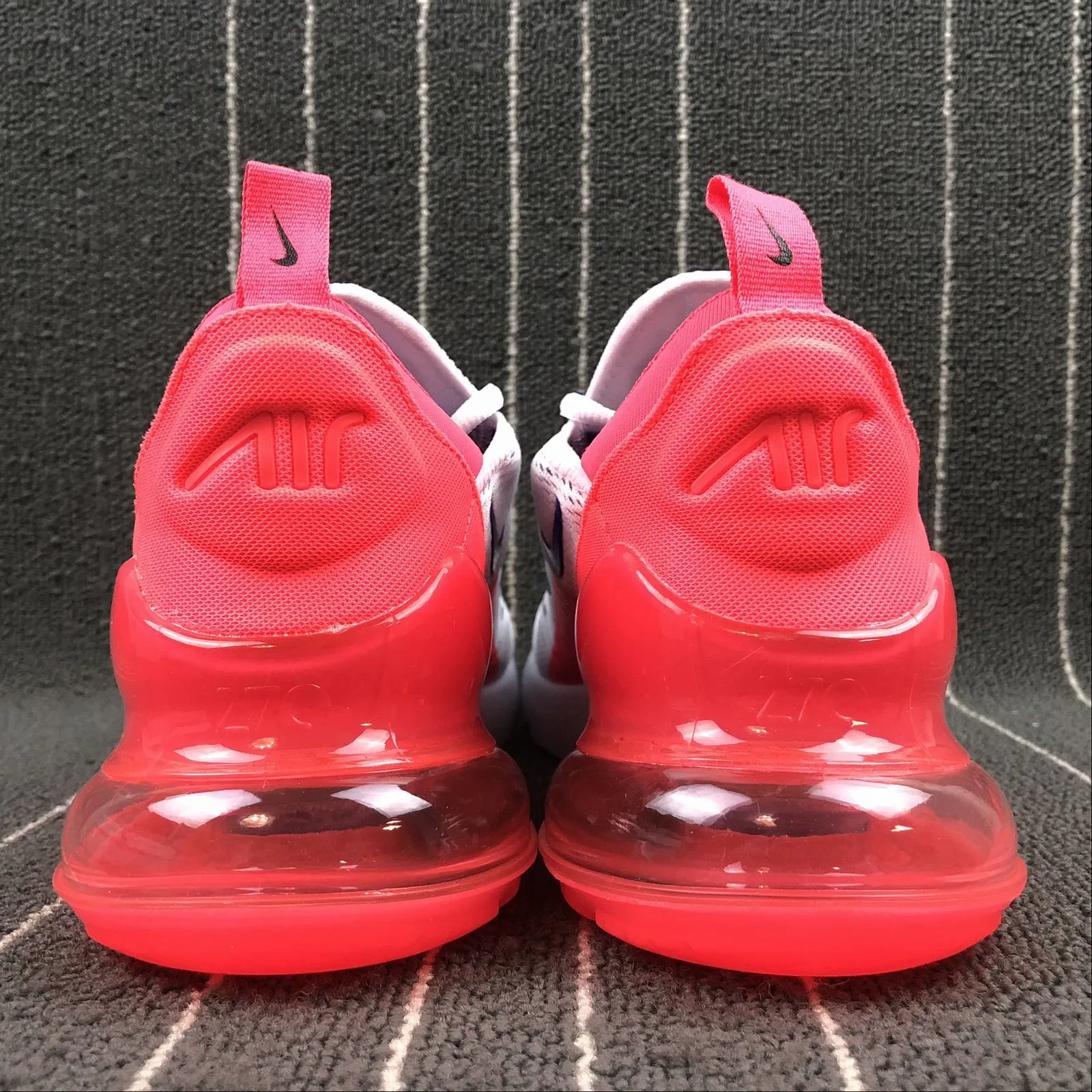 Air Max 270 Ultramarine Solar Red AH6789-101 Versatile Fit running in dry weather shoes