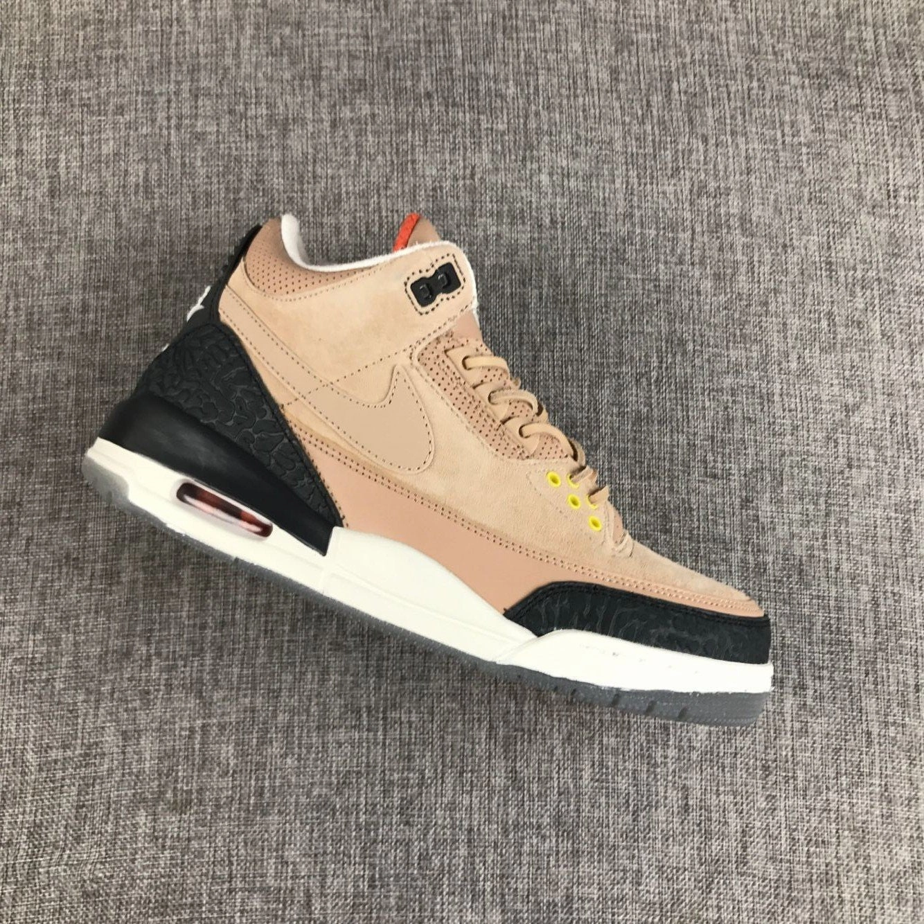 Air Jordan 3 Retro Bio Beige Khaki AV6683-200 Non Slip Grippy Outsole