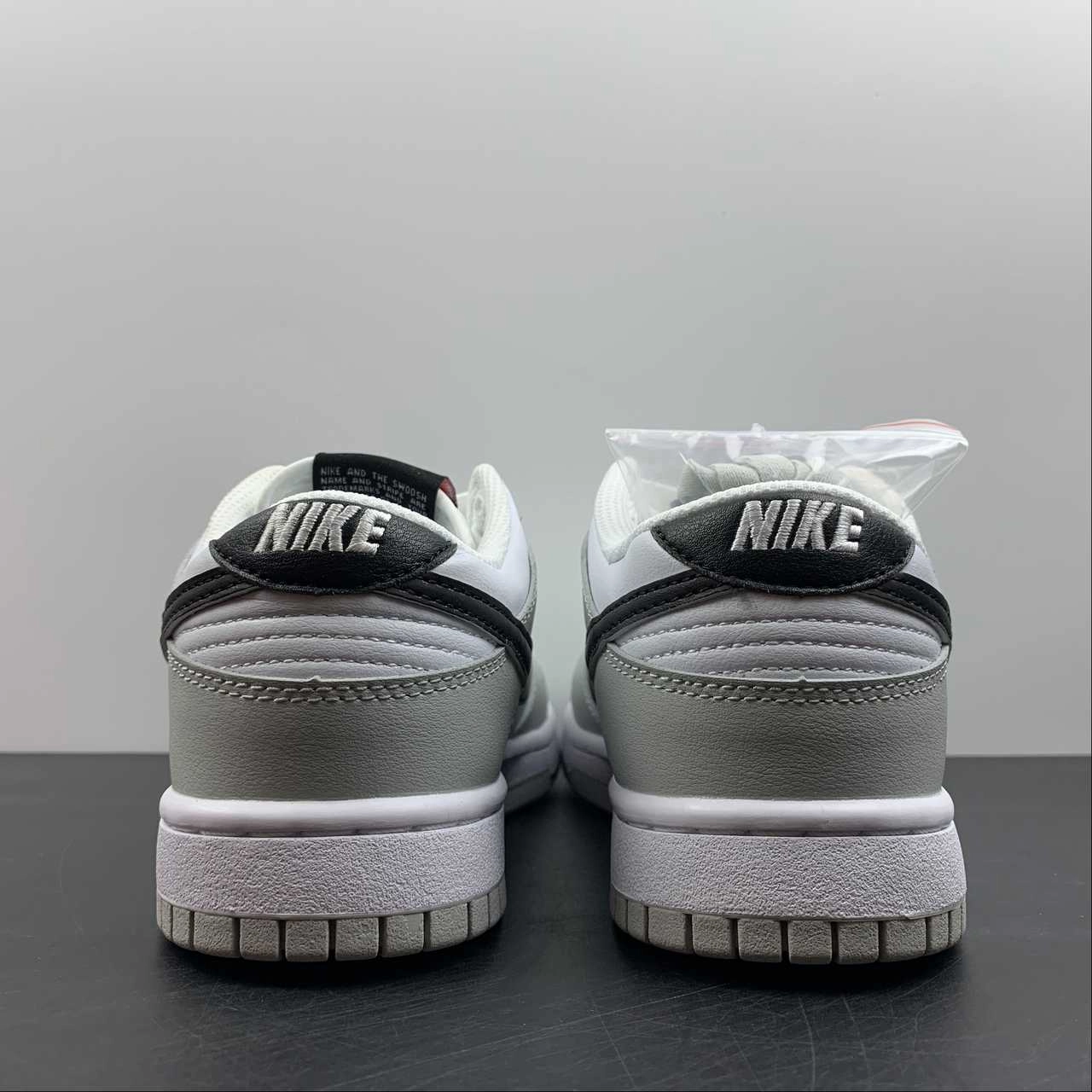 SB Dunk Low Lottery Pale Ivory Black Malachite Pale Ivory DR9654-001 Smart Chic Crowd Ready