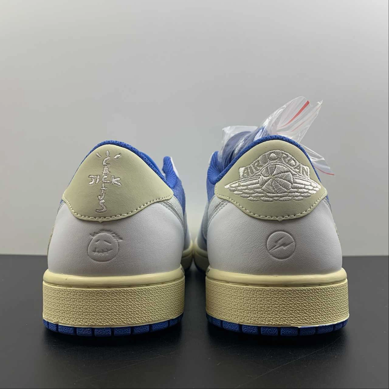 Fragment Design x Travis Scott x Air Jordan 1 Low OG SP White Blue Barb Sail CQ4277-212 Bonded Seam Construction Sport Details