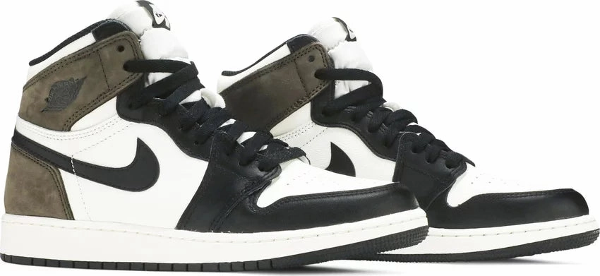 Sweat Friendly Easy Footwear Nike Jordan 1 High Mocha GS