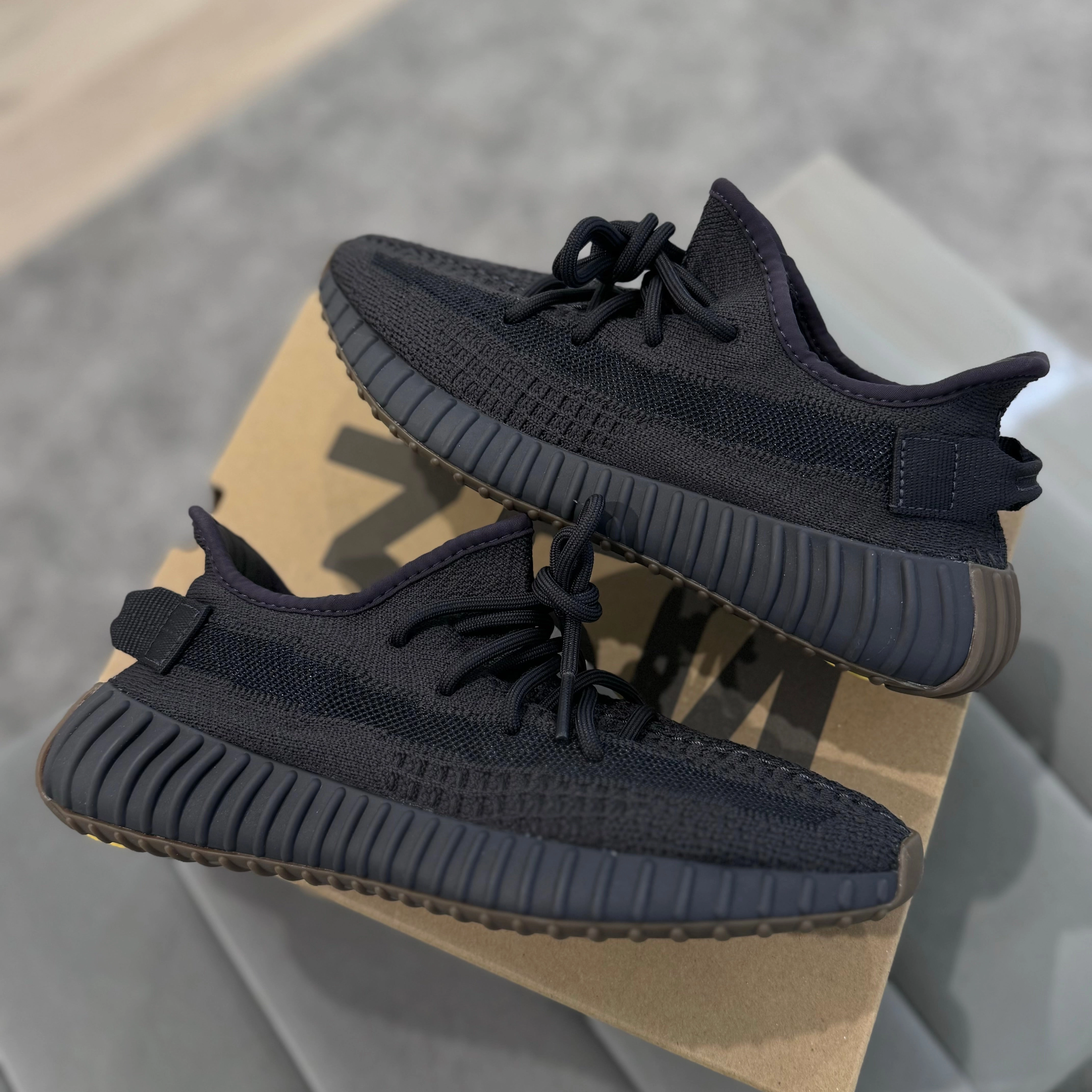 YEEZY 350 V2 'CINDER' Comfort touch Flexible Comfort Shoes.