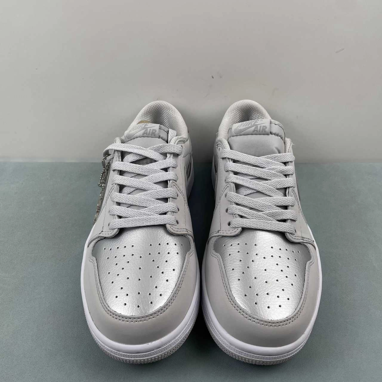 Air Jordan 1 Low OG Metallic Silver Neutral Grey White CZ0790-002 Sporty Look