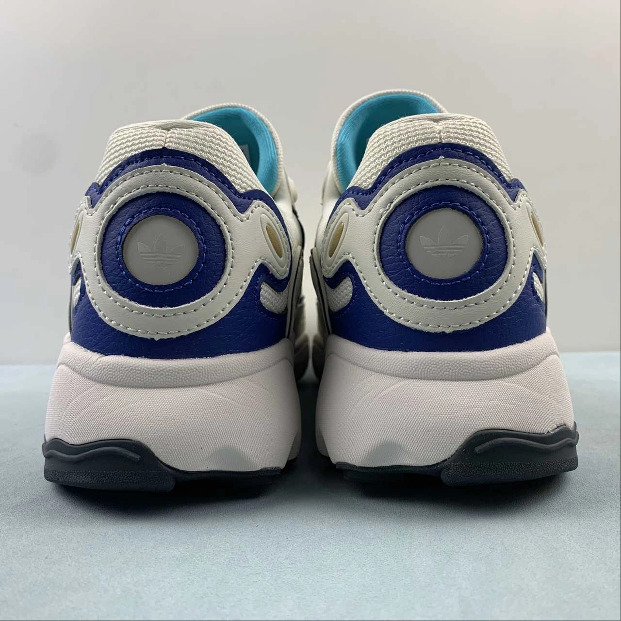 Adidas Ozweego OG W White Royal Blue IE6999 running technique