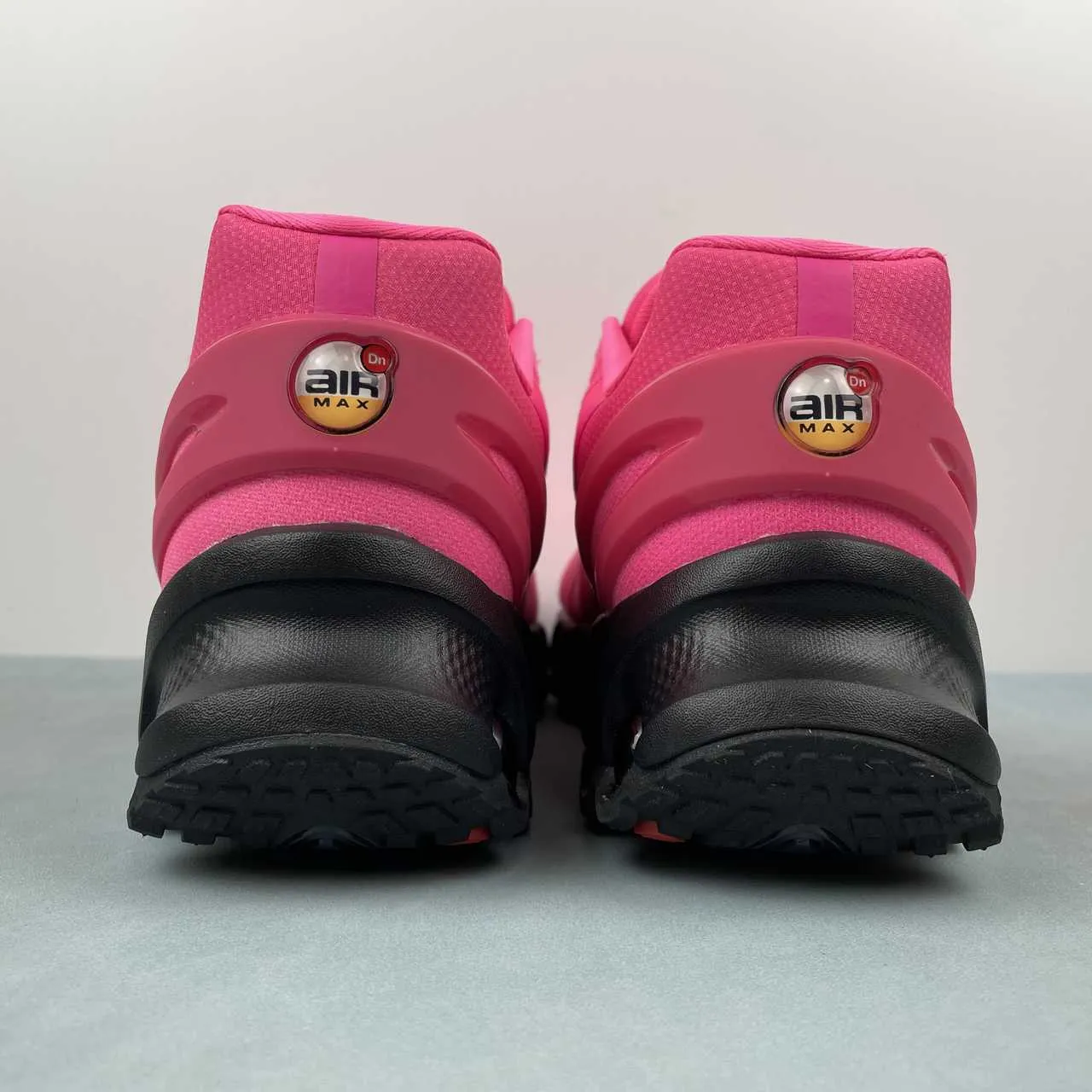 Air Max Dn8 Hyper Pink Black FQ7860-600 padded tongue running shoes