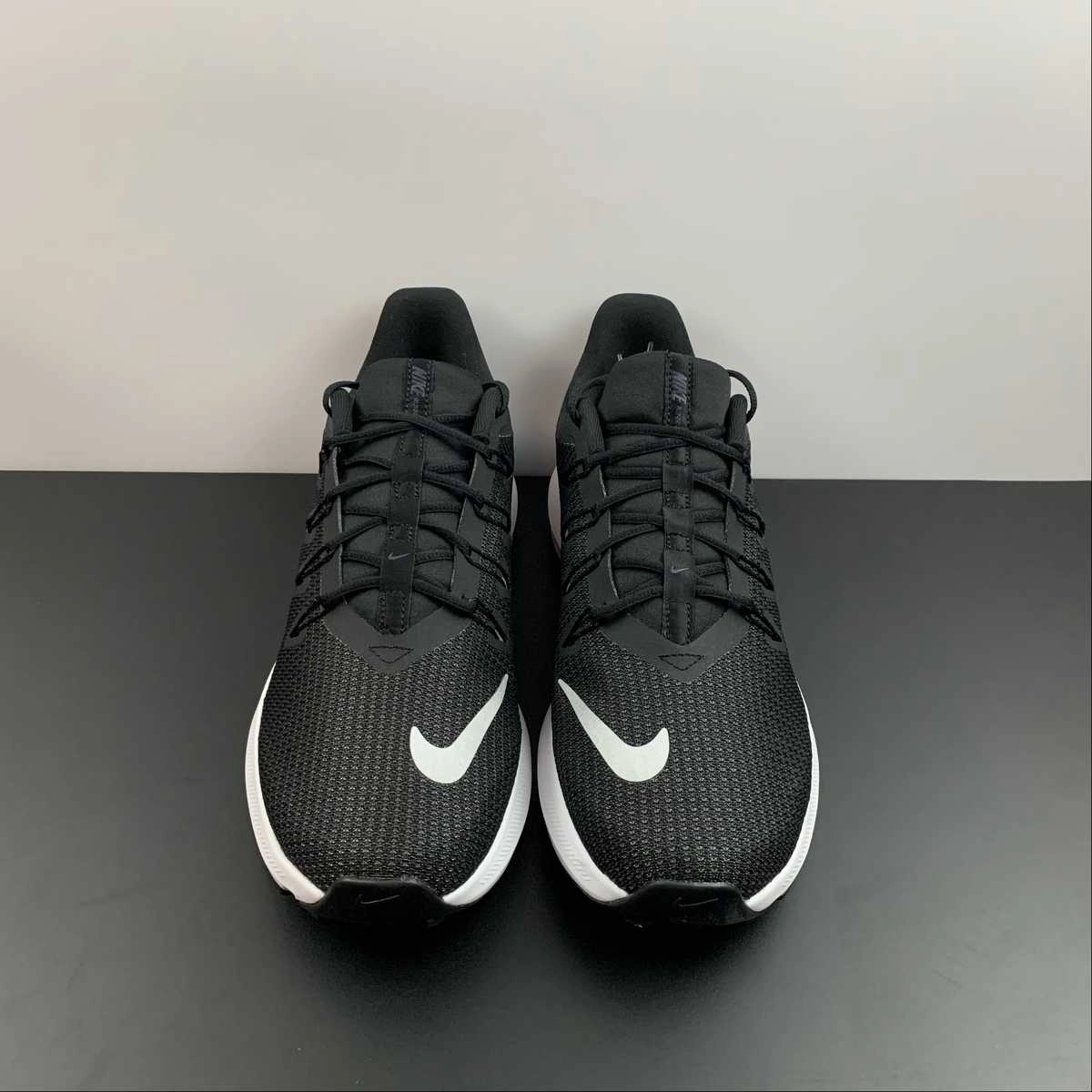 Stamina boost Tough Nike Quest Black Metallic Silver AA7403-001