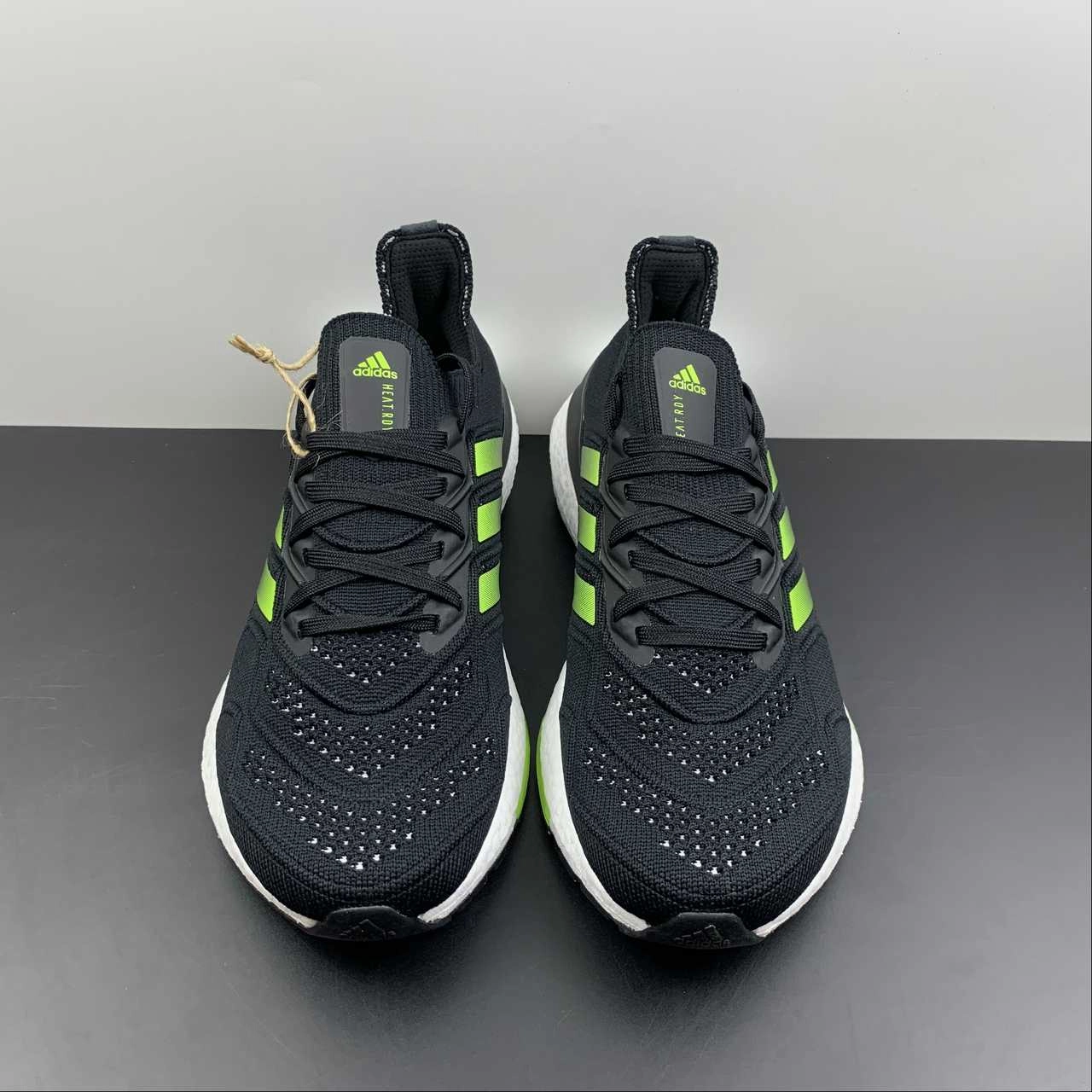 Adidas UltraBoost 22 Black Gradient Green Impact Cushion Training days