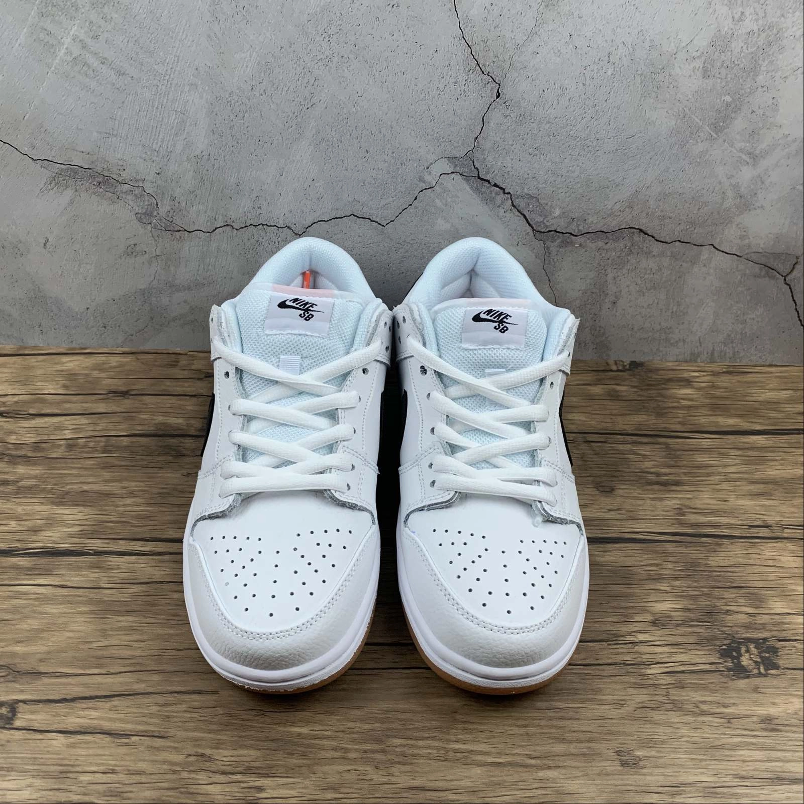 SB Dunk Low PRO ISO White Black CD2563-100 Durable Material